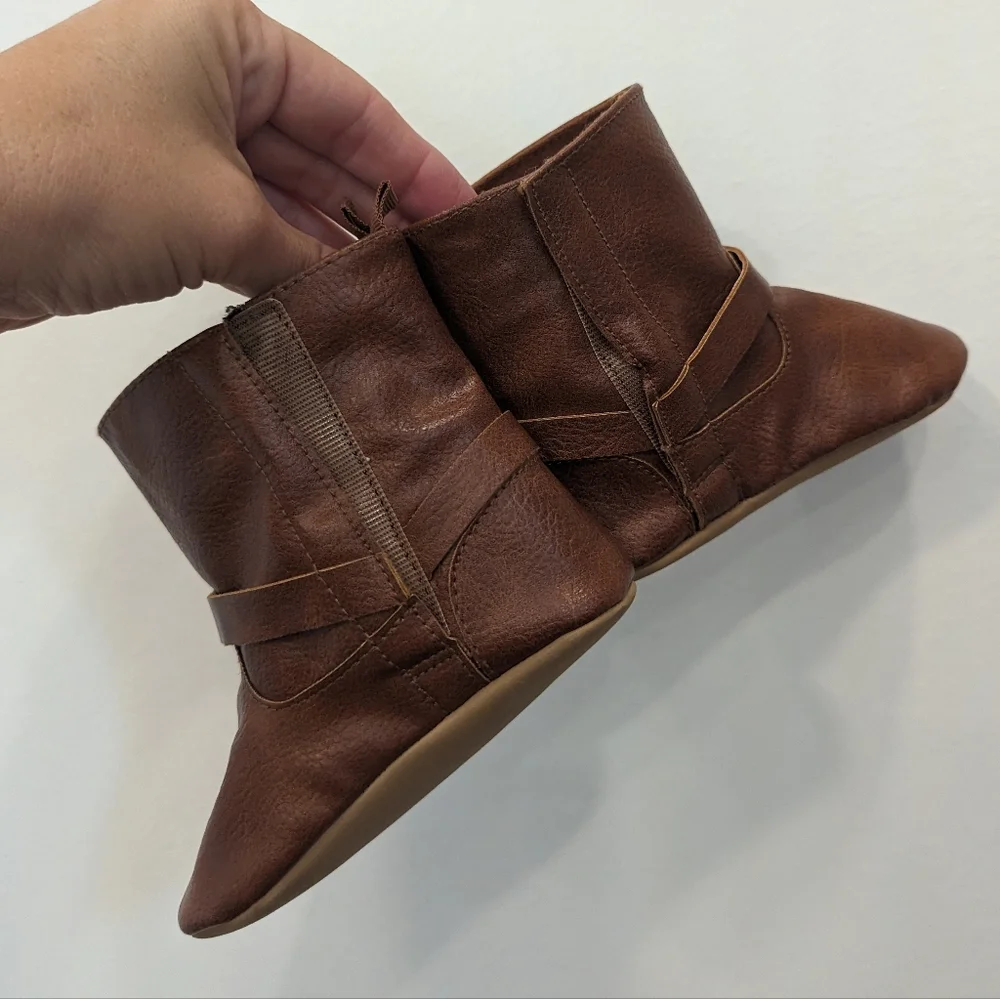 OLD NAVY baby girl brown leather bow tall boots 18-24 months
